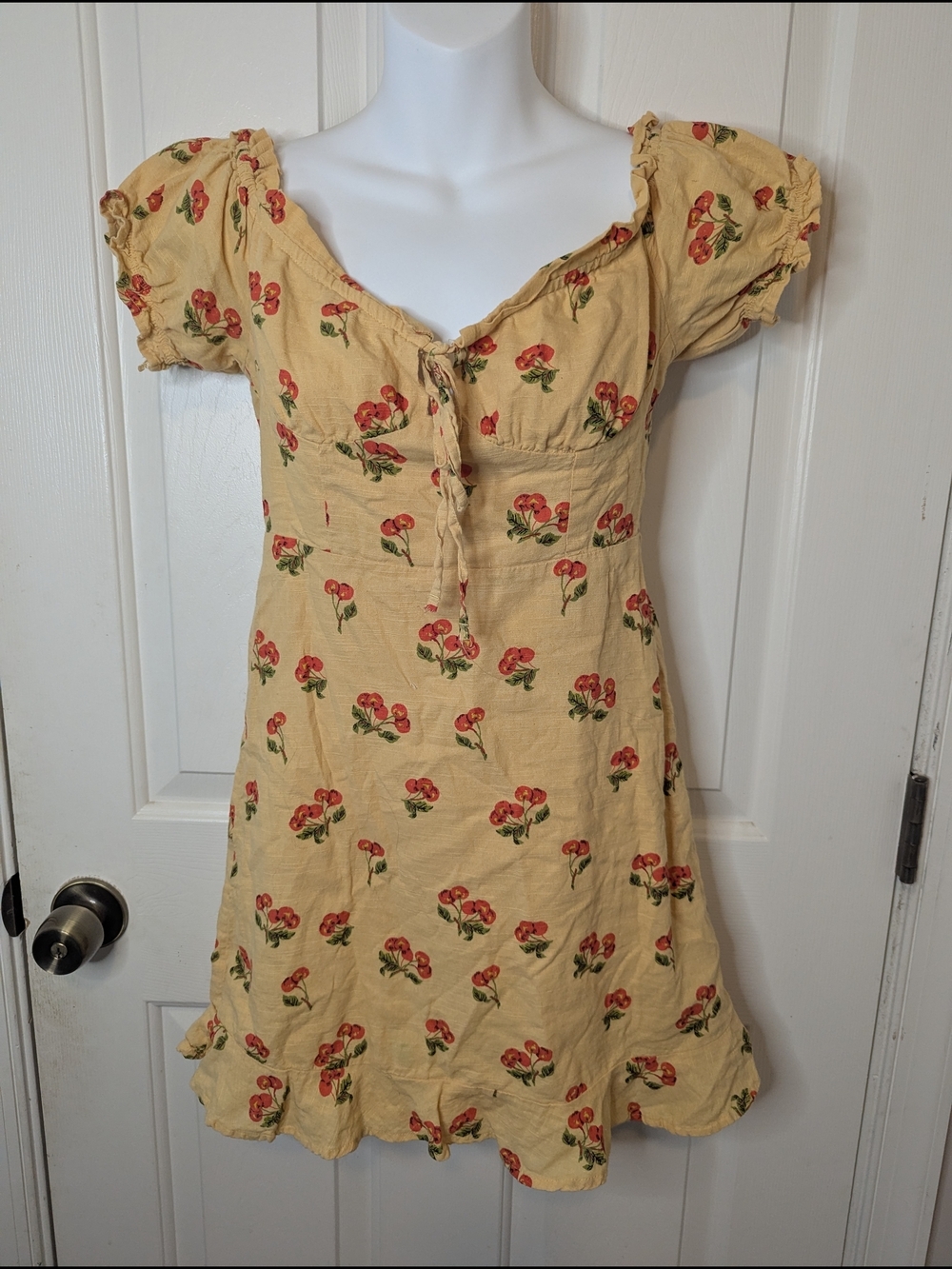 Urban Outfitters Womens Small Yellow Cherries Off The Shoulder Milkmaid Dress